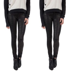 NWT! MOTHER Jeans The Looker in Crackle Black